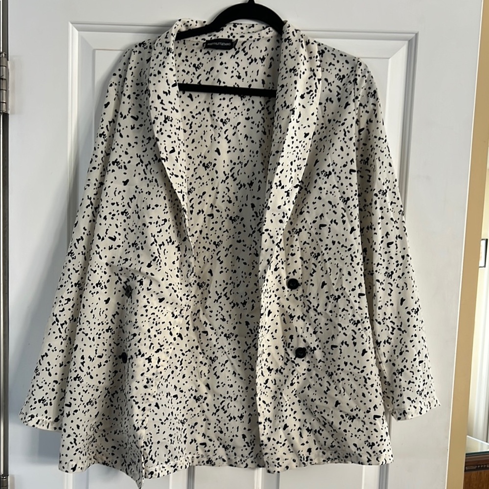 Women's Black and White Patterned Jacket